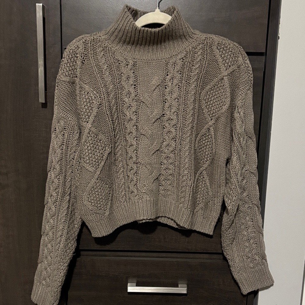 Chunky Knit Turtleneck Sweater - Brown